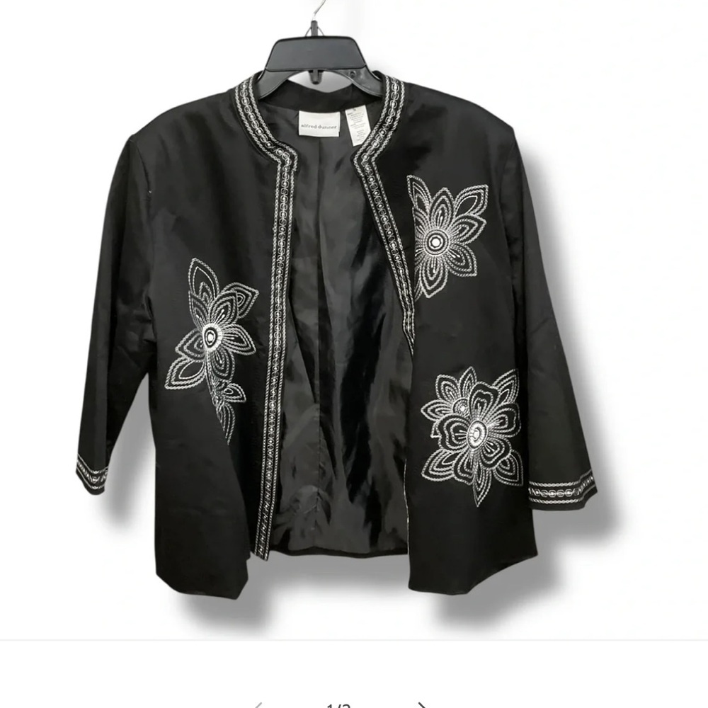 Alfred Dunner Black Embroidered Blazer